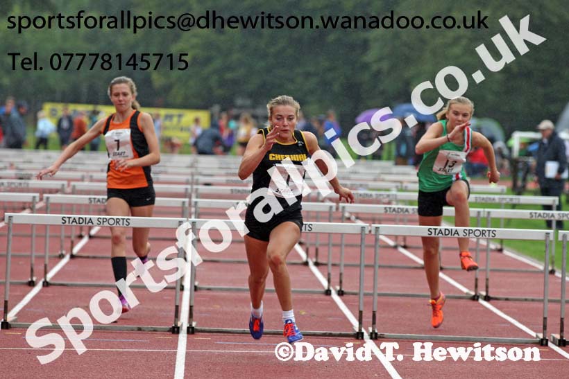Womens and Girls hurdles at the Northern Inter-Counties under-17s and 15s at Witton Park, Blackburn. Photo: David T. Hewitson/Sports for All Pics